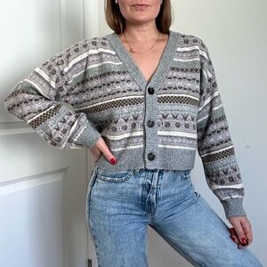 Fair Isle V-Neck Crop Cardigan